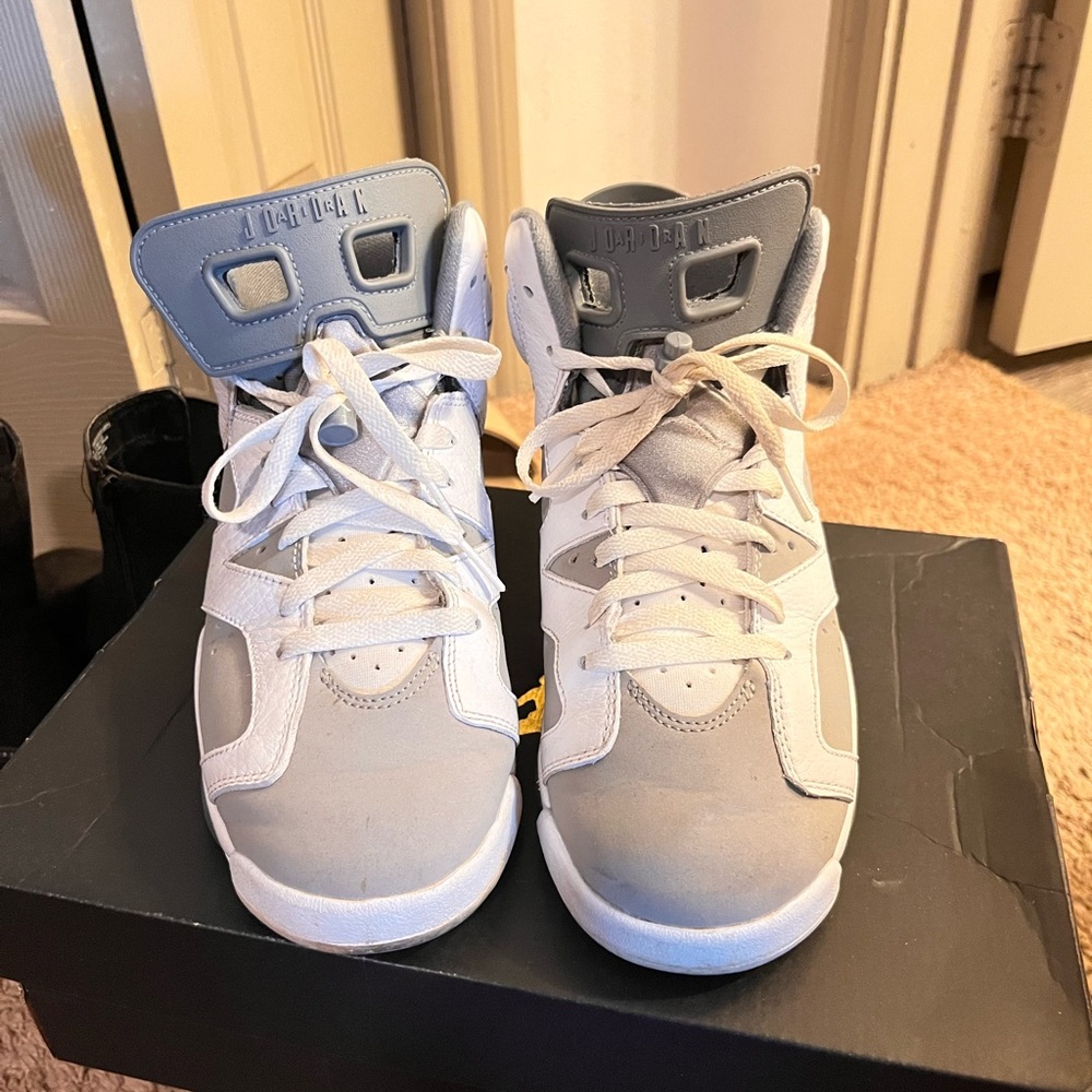 Jordan Kids Cool Gray and white Sneakers